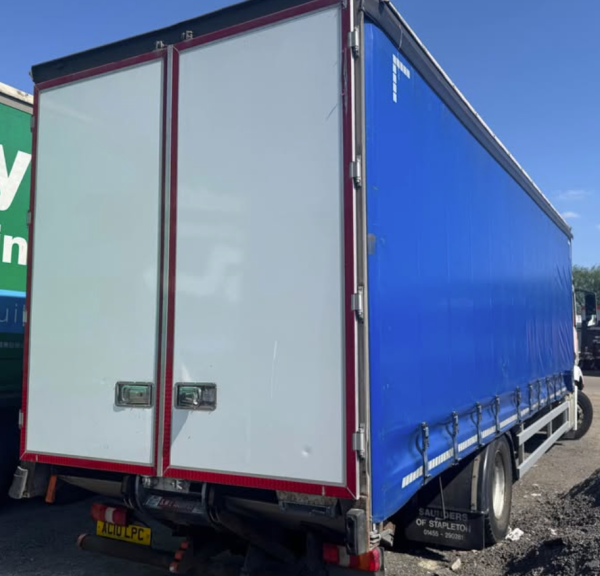 2014 Mercedes Actros 1824 - Image 4